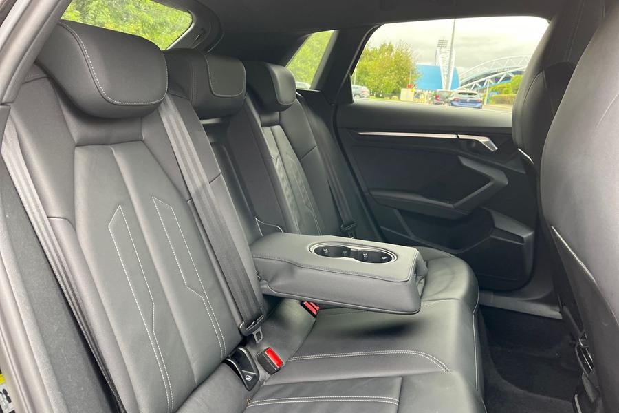Audi A3 Photo autoimg-ec237b827e7ad3766fe3ee75d76c33d1b7897084.jpg