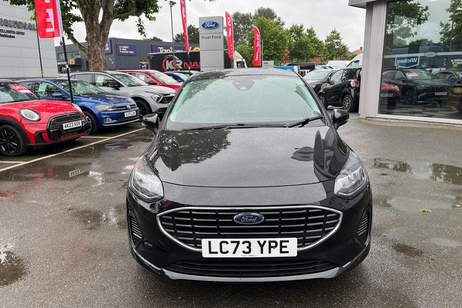 Ford FIESTA Photo autoimg-ec2d3372177ee817d4d19439ee39ca6bcf178cc9.jpg