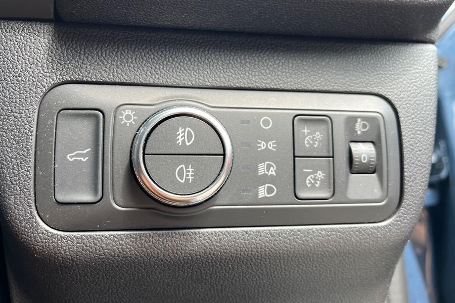 Ford KUGA Photo autoimg-ec2f8a9d13cf4a2fc3579a4d4809bec55b160507.jpg