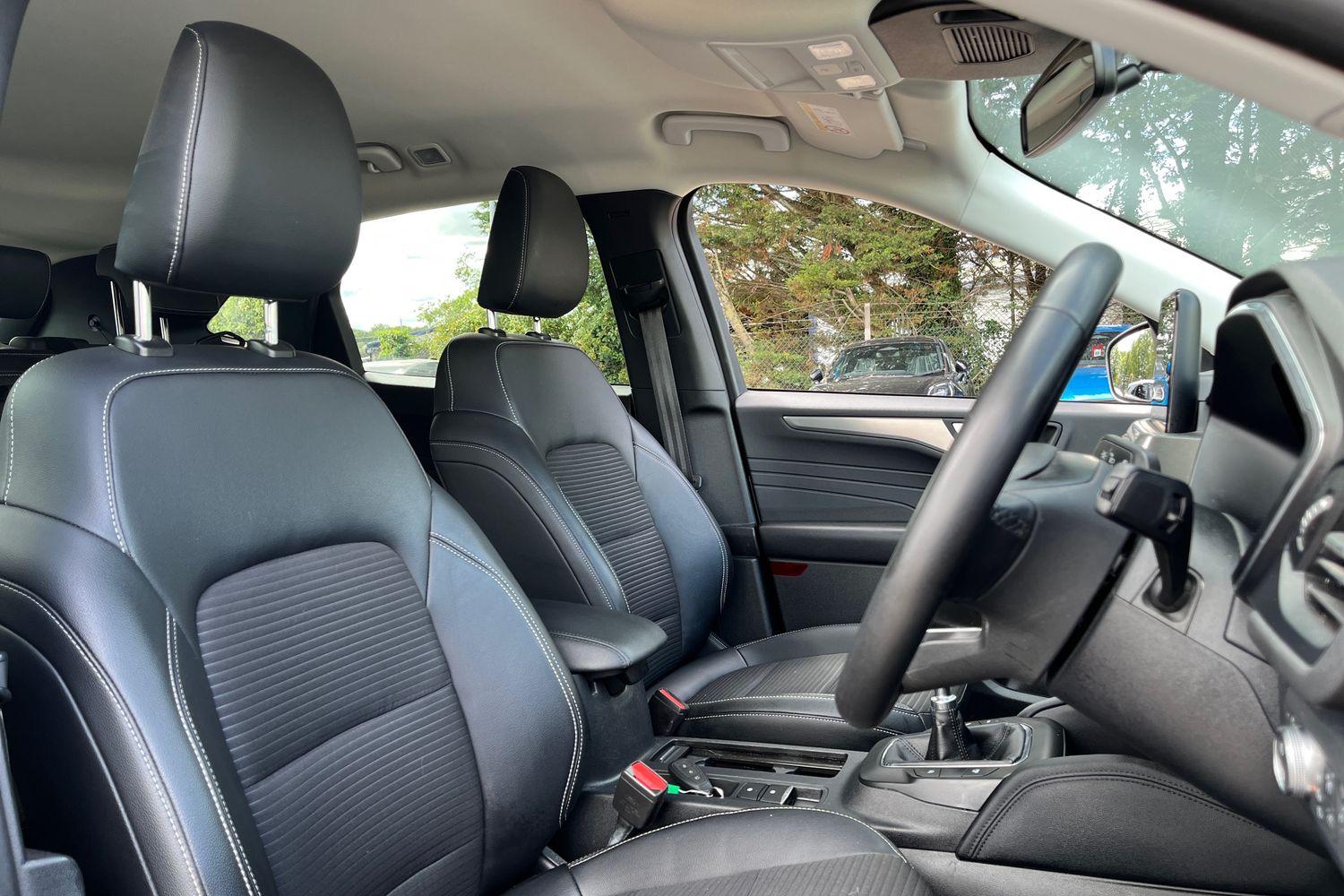 Ford Kuga Photo 16