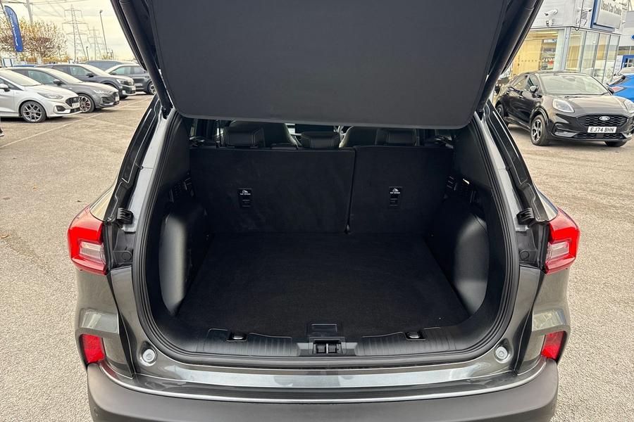 Ford Kuga Photo autoimg-ec3224de184778d599c04873f70fc60bf8f9e49f.jpg