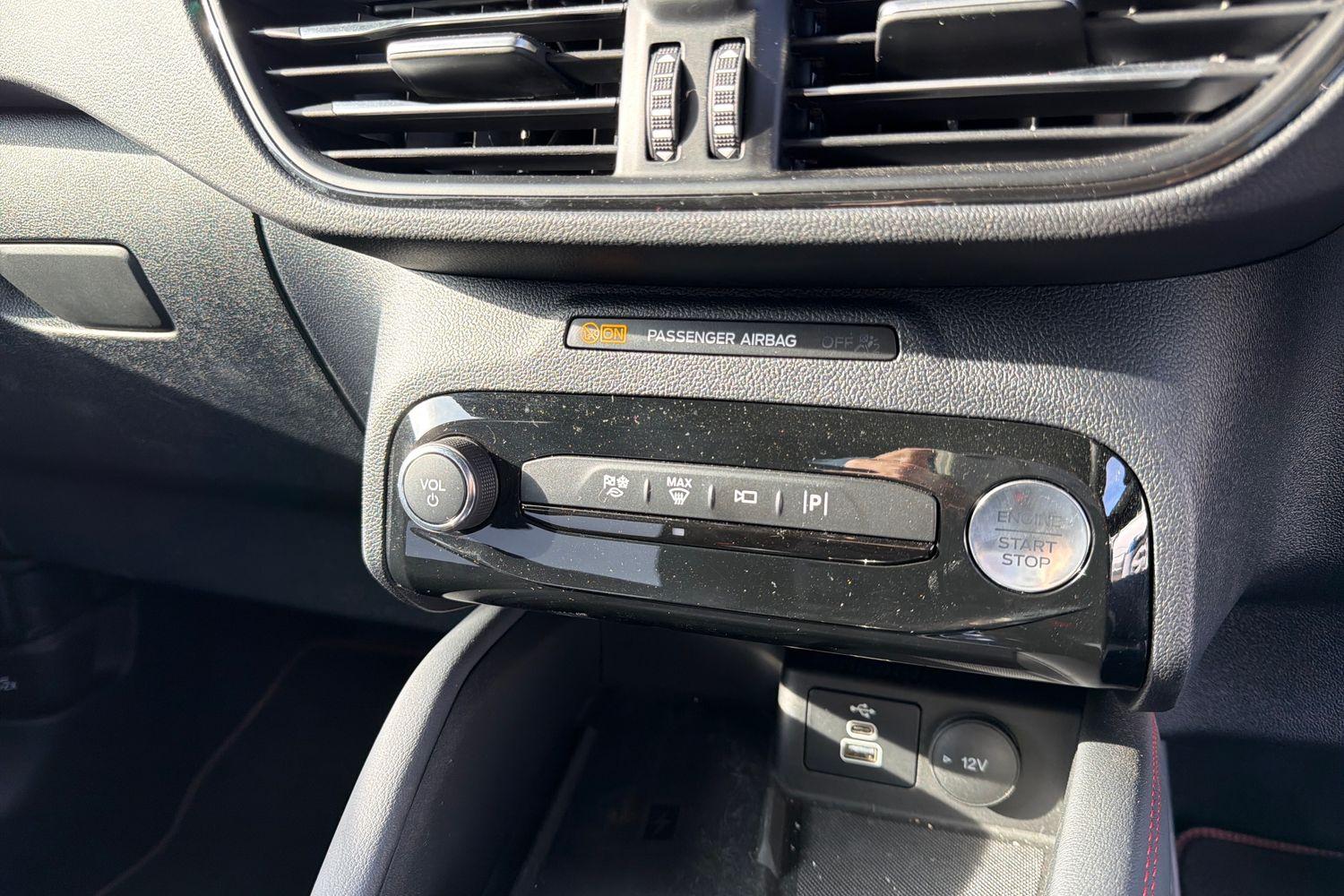Ford Kuga Photo 25