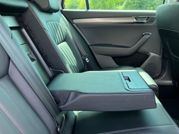 Skoda Superb Photo autoimg-ec349a820b1bc61ea5445f7179b574966989a78e.jpg
