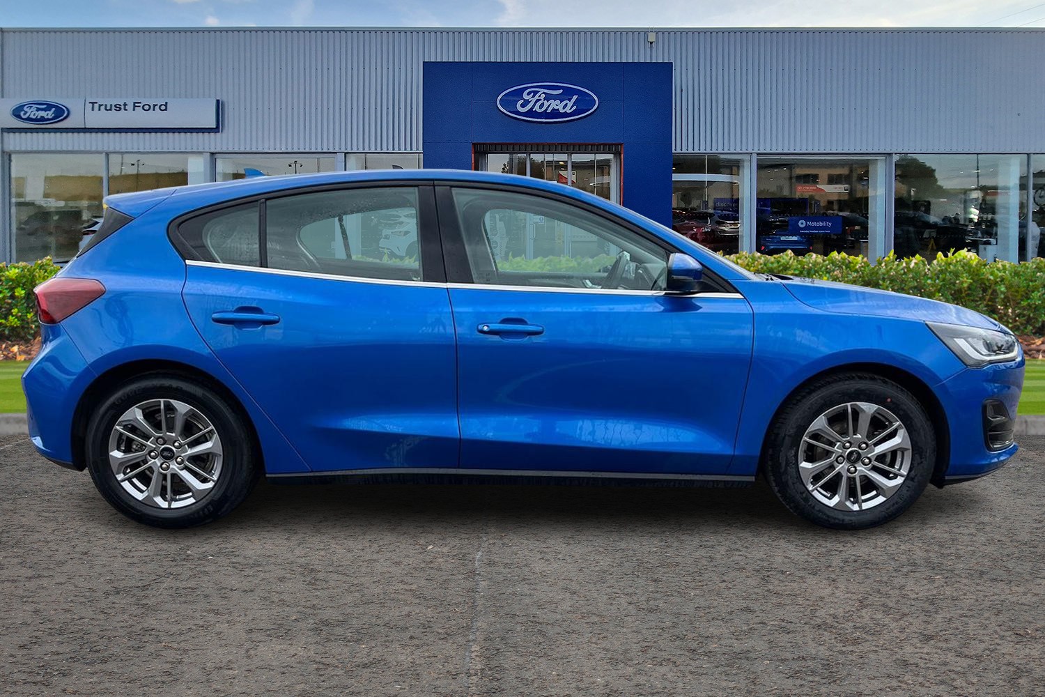 Ford Focus Photo 2