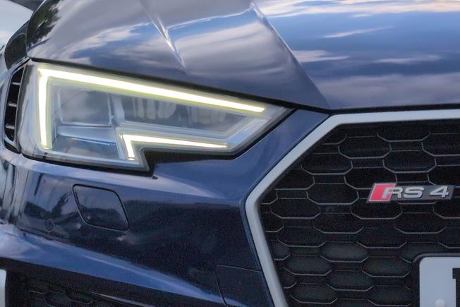 Audi Rs4 Avant Photo 31