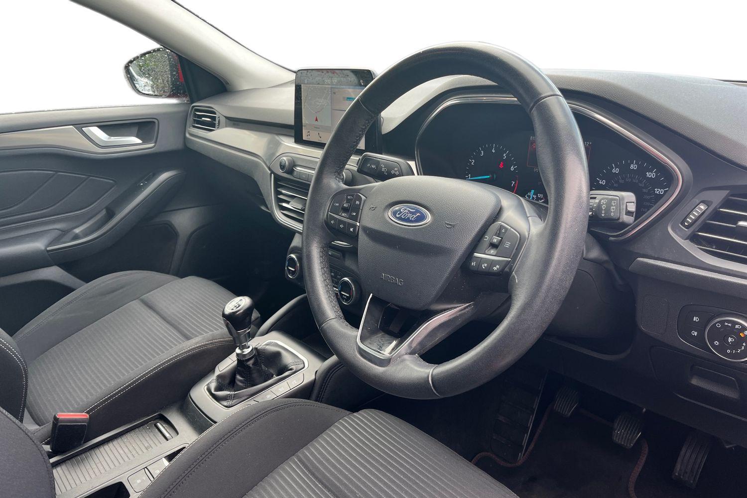 Ford Focus Photo 8