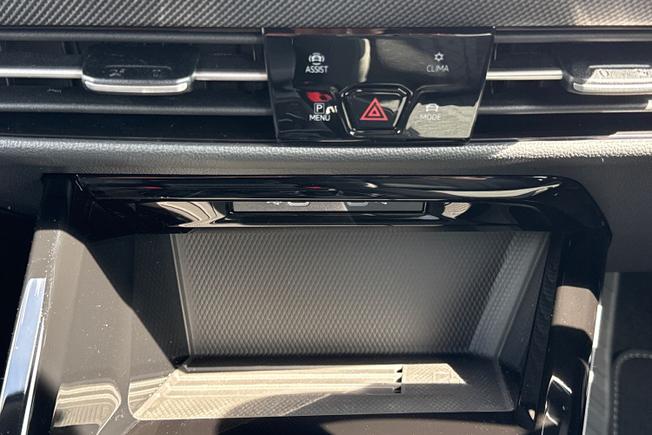 Volkswagen Golf Photo 22