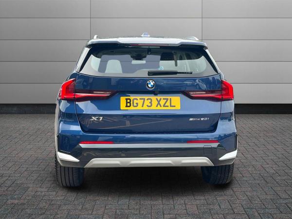 BMW X1 Photo autoimg-ec436951ffbf1f9385753ee4e2c3298932196864.jpg