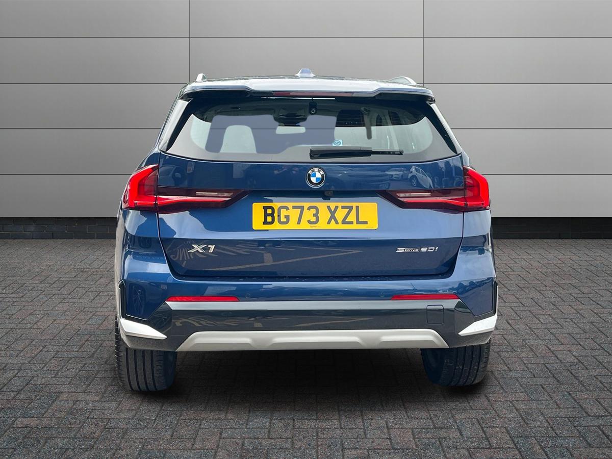BMW X1 Photo 6