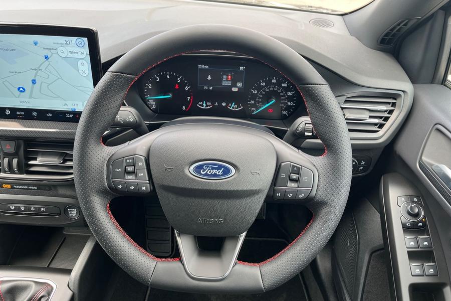Ford FOCUS Photo autoimg-ec45097f605927b4f018d2d3c8178ad5c08fc35b.jpg