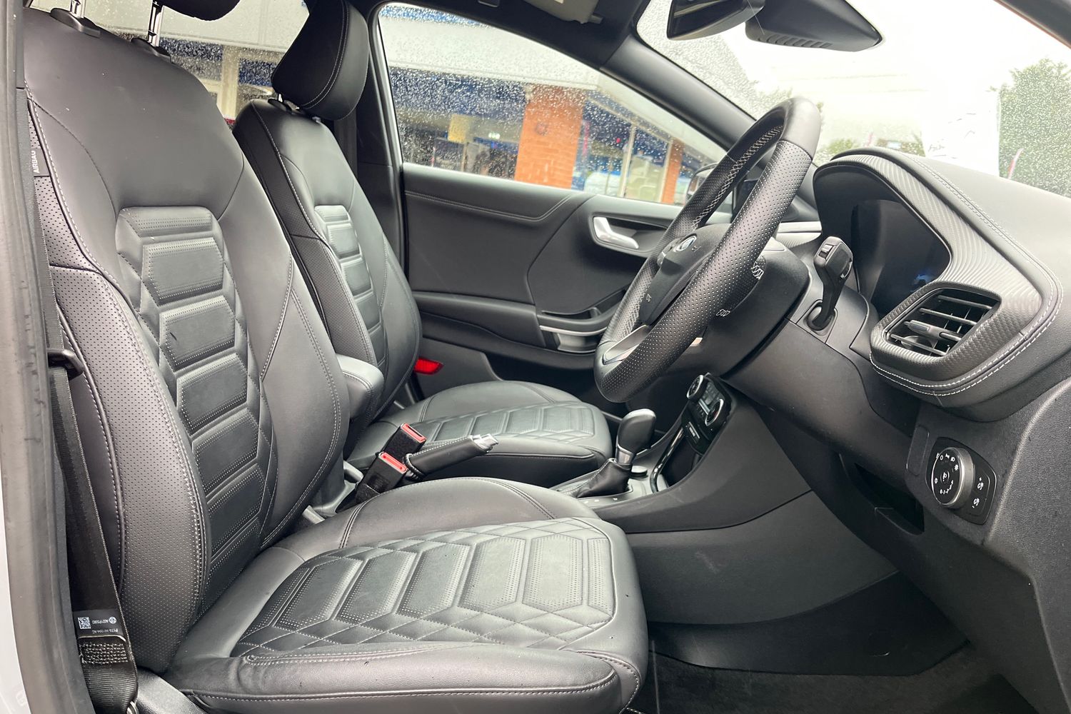 Ford Puma Photo 16