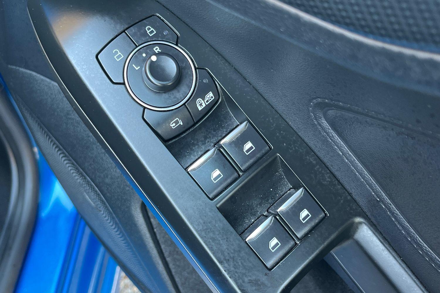 Ford FOCUS Photo 15
