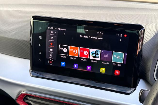 SEAT Arona Photo 13