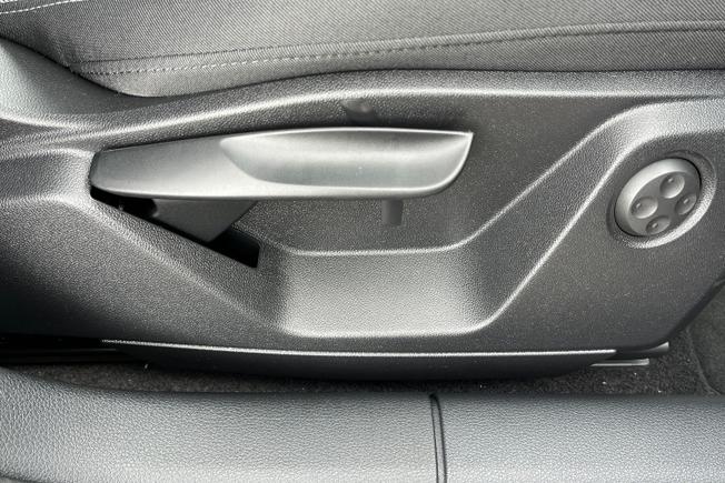 AUDI Q2 Photo 42