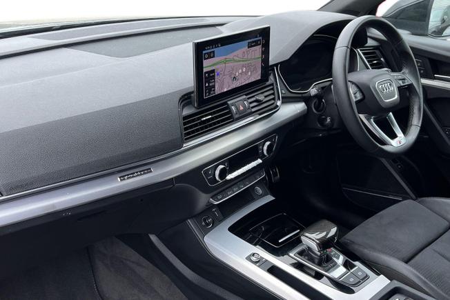 Audi Q5 Photo 2