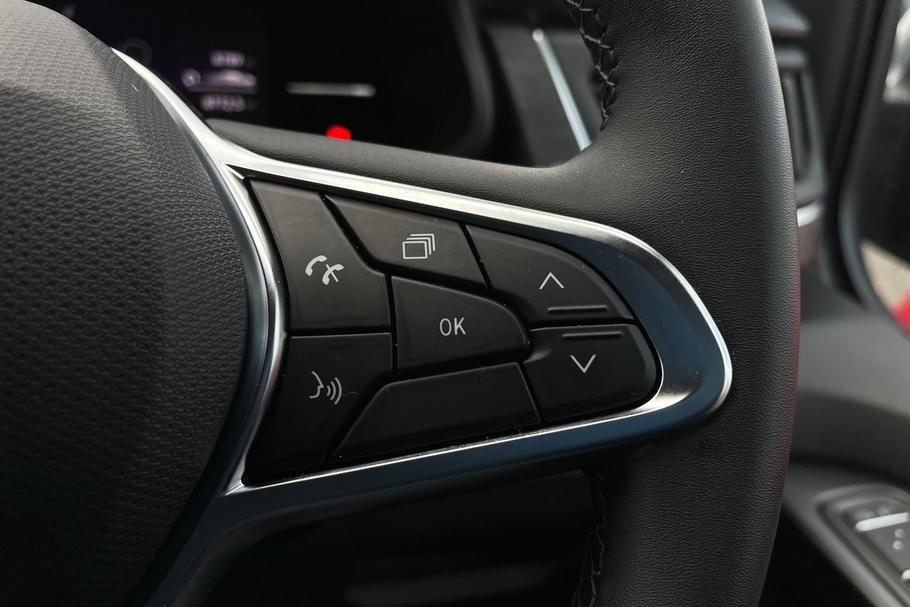 Used Renault TRAFIC YE25NDC 17