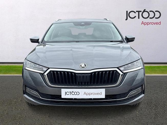 ŠKODA Octavia Photo 8