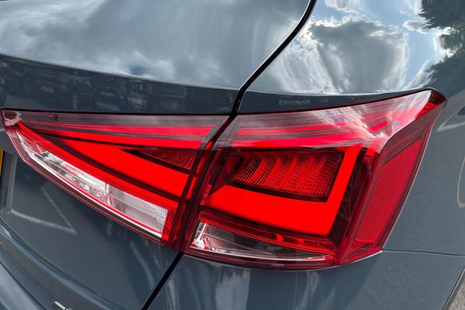 SEAT Arona Photo 18