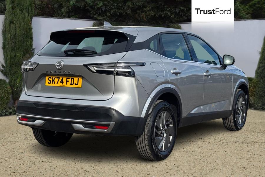 Nissan QASHQAI Photo autoimg-ec697d0e54b072bb12cb676bf61fc81b8e7d3869.jpg