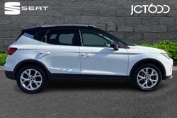 SEAT Arona Photo 4