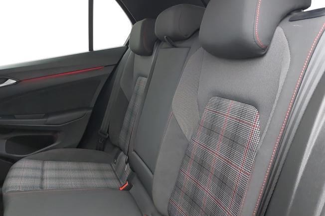 VOLKSWAGEN Golf Photo 9