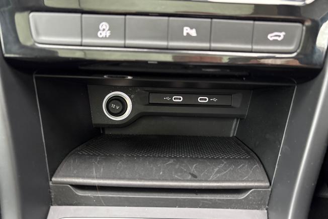 Volkswagen TOURAN Photo 32