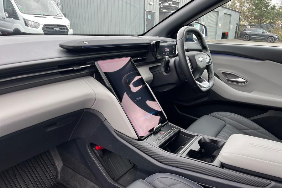 Ford EXPLORER Photo autoimg-ec7a0081de382e4b4de5af0a8eb0f0ebe7c2e3a7.jpg