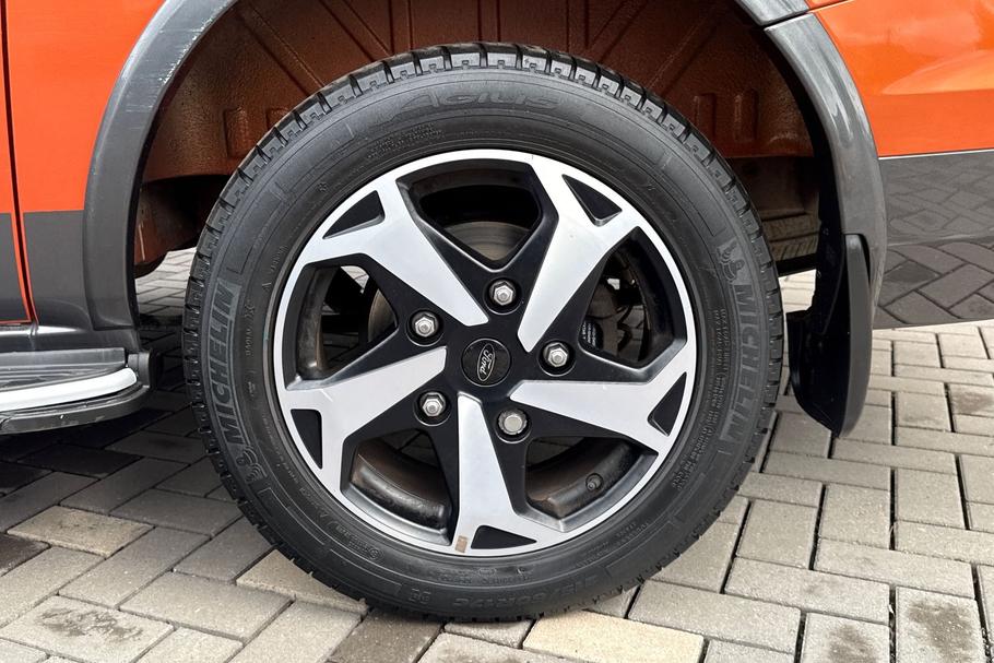 Used Ford TRANSIT CUSTOM CX22HFE 32
