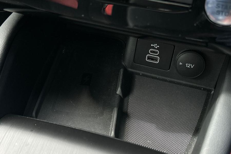 Ford Kuga Photo autoimg-ec8036d70ace64485769edec060a19b21712c7d2.jpg