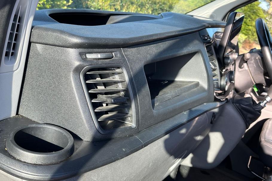 Used FORD TRANSIT CUSTOM EA22WMK 35