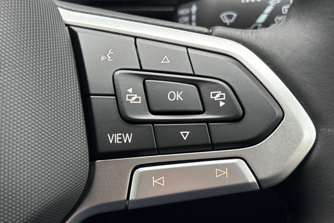 VOLKSWAGEN T-Cross Photo 17