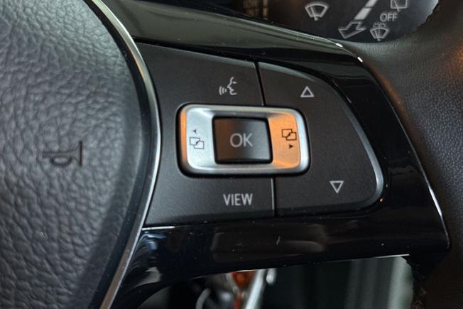 VOLKSWAGEN Polo Photo 17