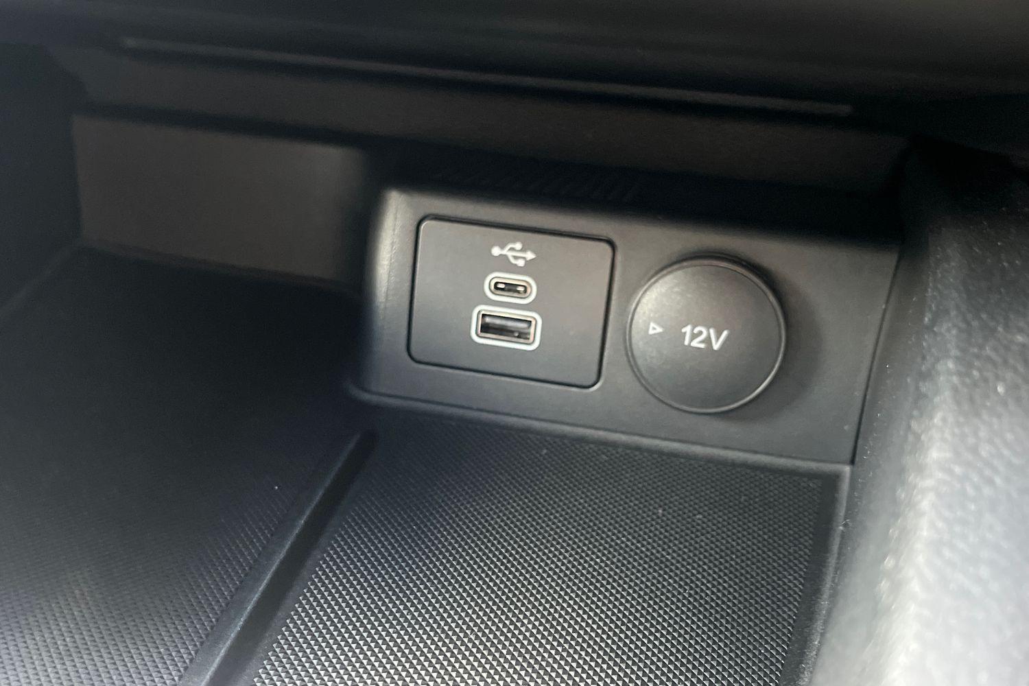 Ford FOCUS Photo 37