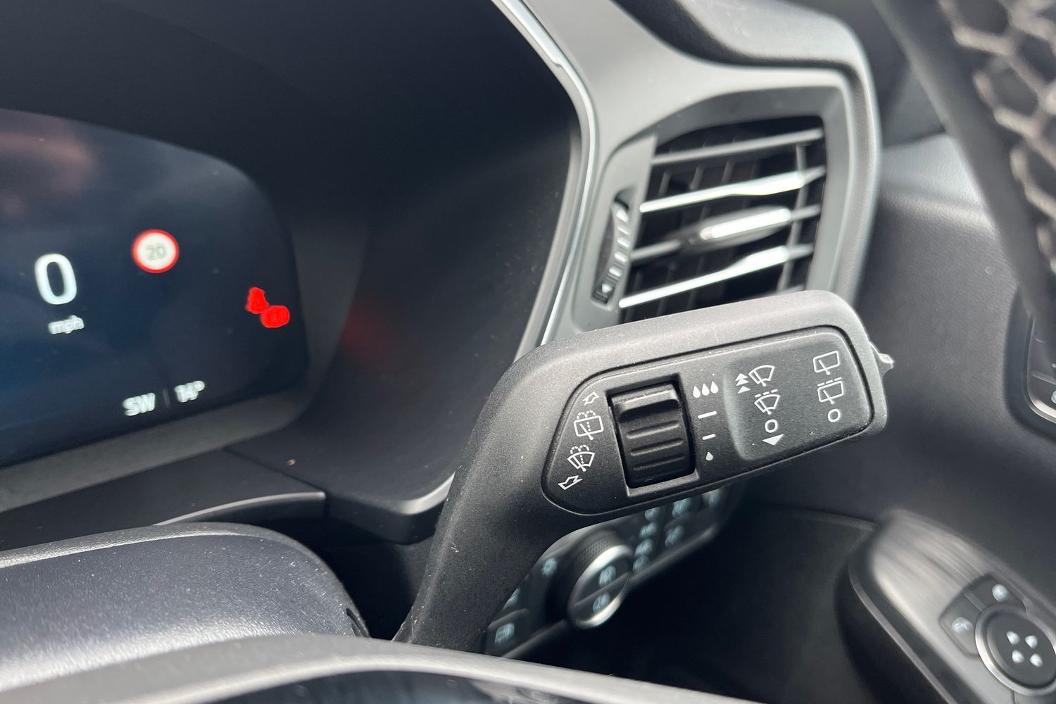 Ford KUGA Photo 14