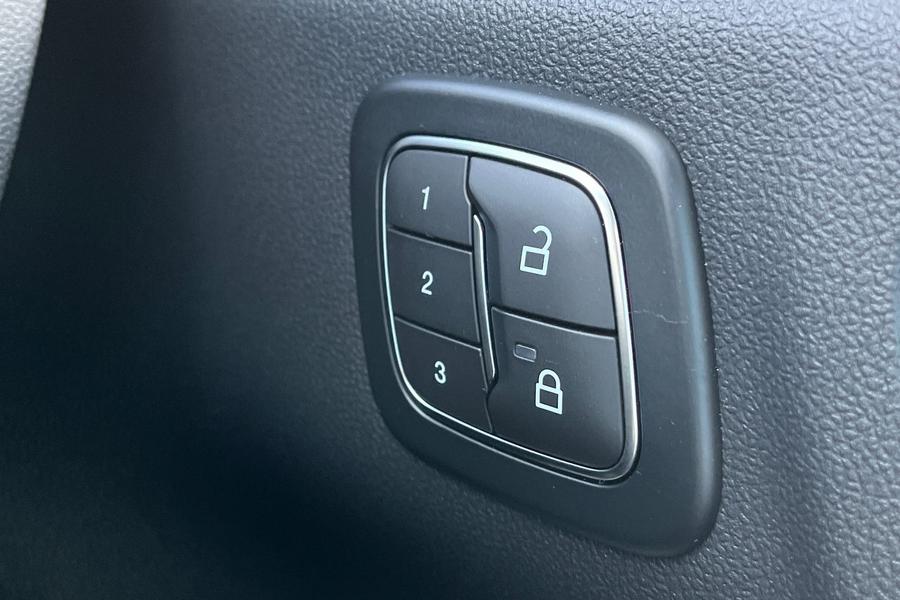 Ford Kuga Photo autoimg-ec869e120c95d59e5b10c62c8050fd61c77bb01b.jpg