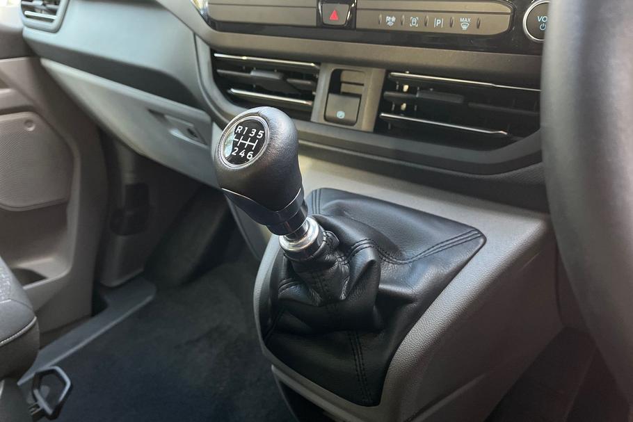 Used Ford Tourneo Custom AK24WPZ 32