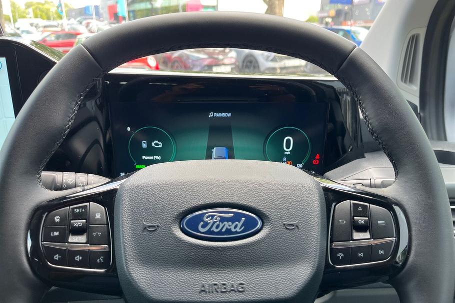 Used Ford TOURNEO CUSTOM WR26PJO 22