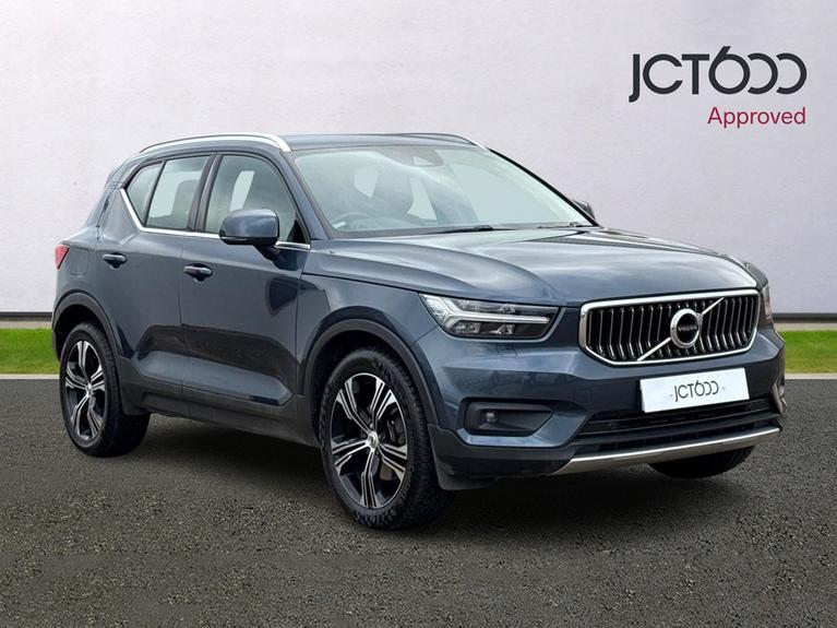 Used VOLVO Xc40