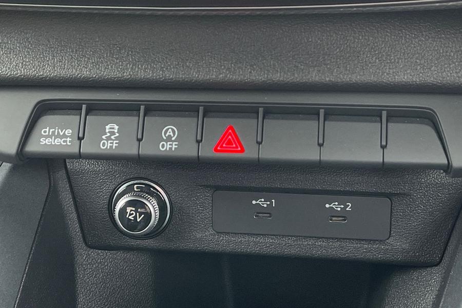 Audi A1 Photo autoimg-ec8c21e2aec4005a1b55c5d3e791a170169b4917.jpg