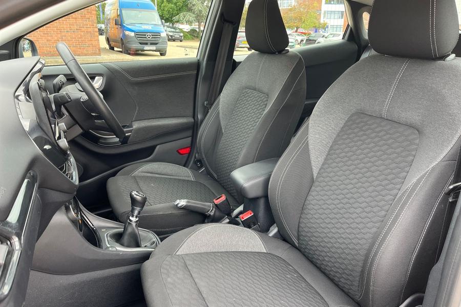 Ford Puma Photo autoimg-ec8c9fe0936d376338534e7a8e09112a692c0c3c.jpg
