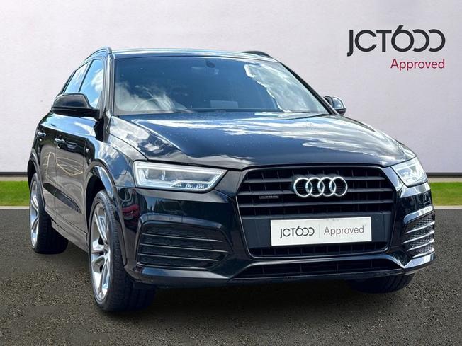 Audi Q3 Photo 1
