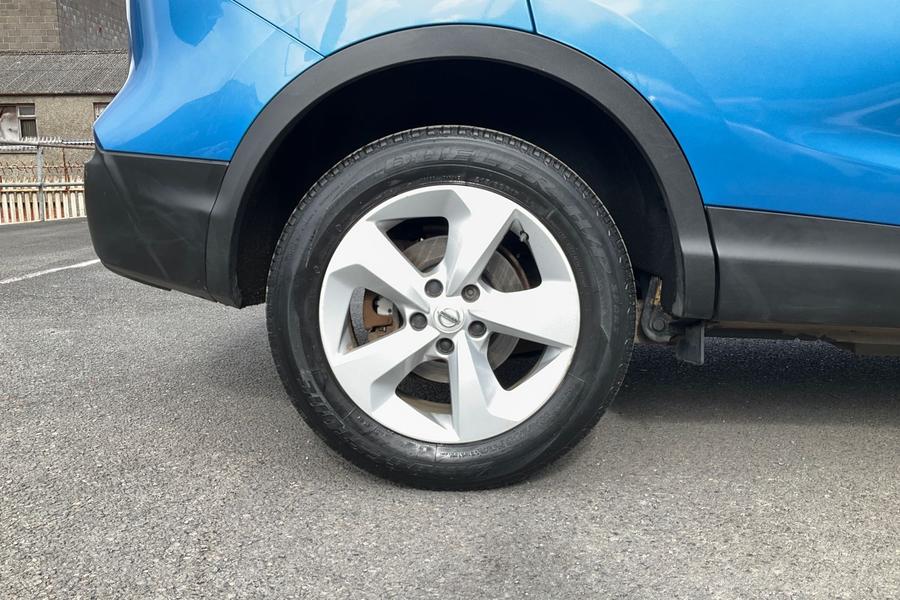 Nissan QASHQAI Photo autoimg-eca1a1230aaf2f3282f84080617f2e9d75dec6b6.jpg