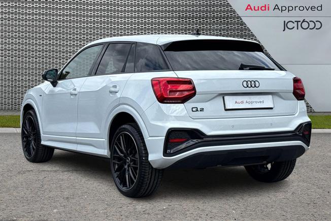 AUDI Q2 Photo 3