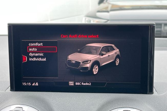 Audi Q2 Photo 23
