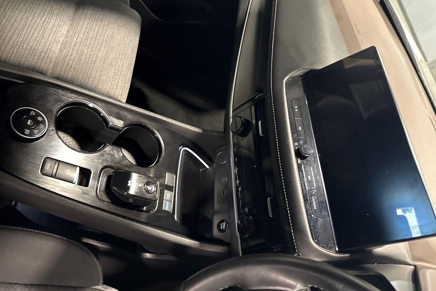 Nissan X-TRAIL Photo autoimg-eca87f1e89b167357c7148c8306ce286e8104209.jpg