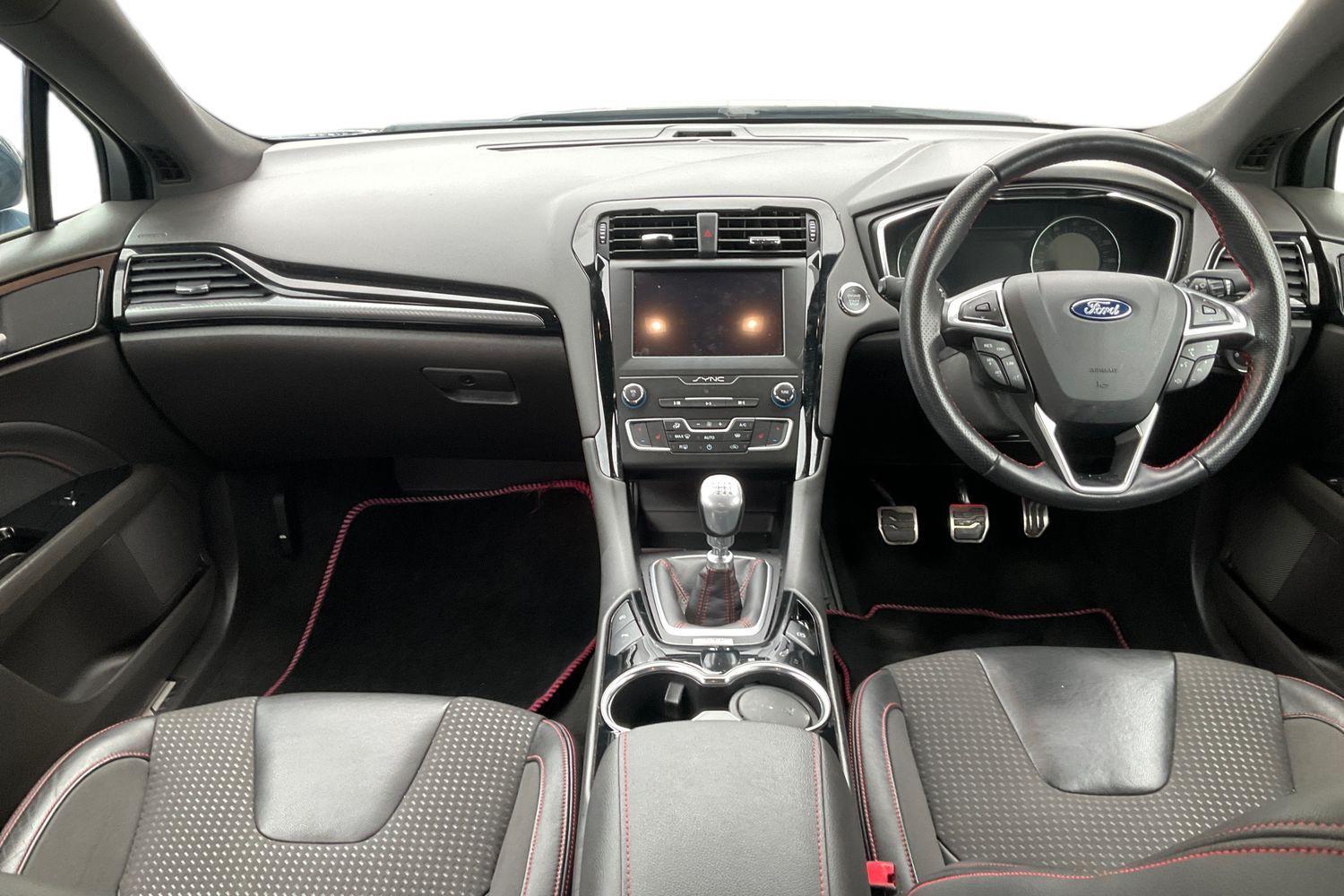 Ford MONDEO Photo 9