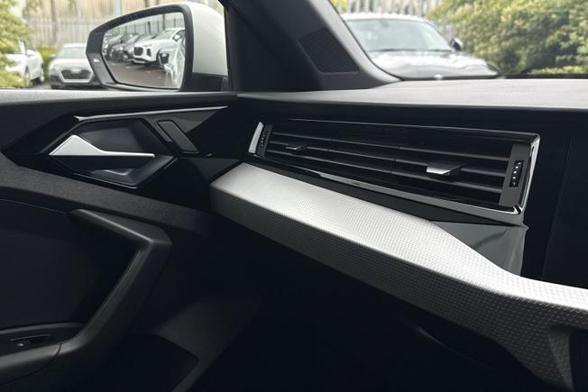 AUDI A1 Photo 39