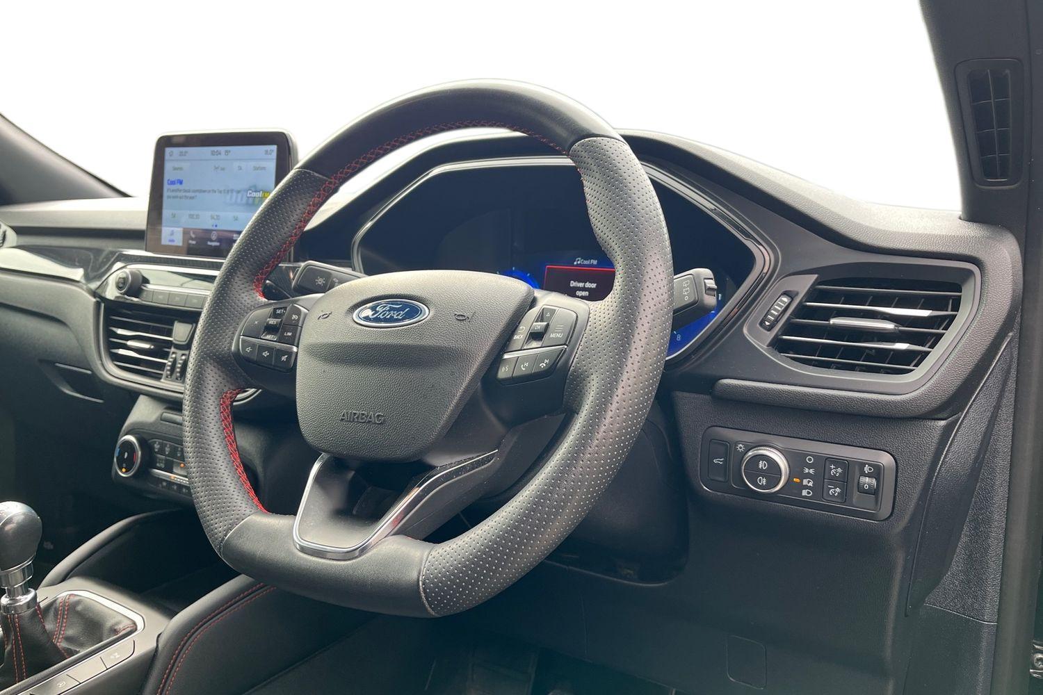 Ford KUGA Photo 8