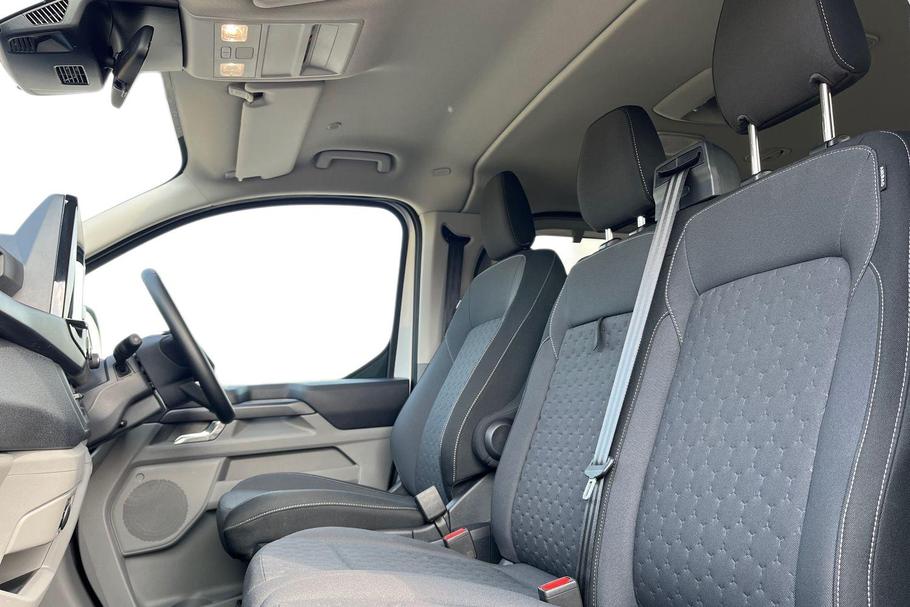 Used Ford TOURNEO CUSTOM WN26TXO 10