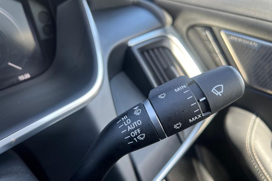 Jaguar I-PACE Photo autoimg-ecb815f24213445803bbcee00110b24146f98bb7.jpg